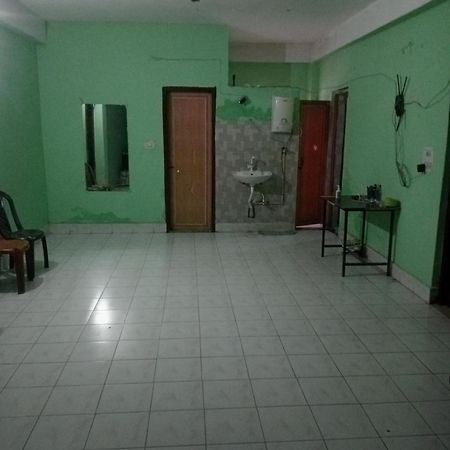 Swaroop Ashray Homestay Сіліґурі Екстер'єр фото